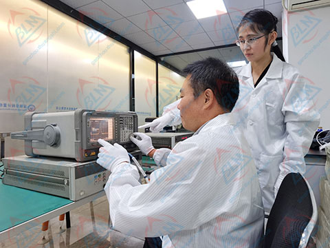 光学仪器校准图片