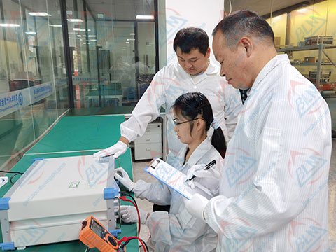 制造业仪器检定图片